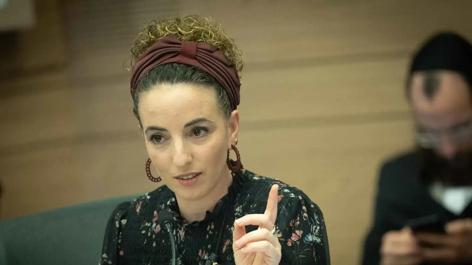 سخرت من أهالي الرهائن.. وزيرة بحكومة نتنياهو تشعل الغضب في إسرائيل