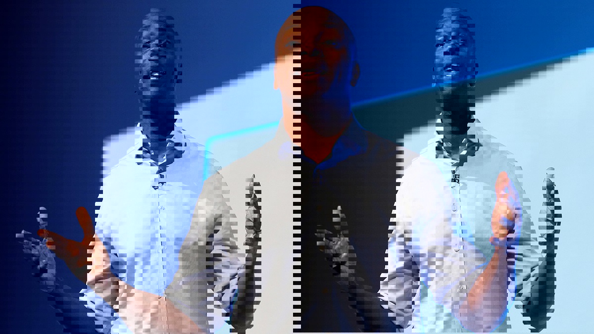 حاكمة طوكيو تنتقد تصريحات مرشح لرئاسة بلدية لندن حول أولمبياد طوكيو