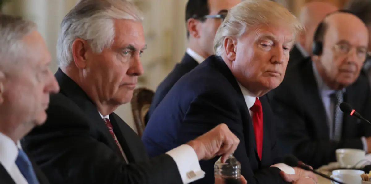 كيف برر ترامب اتخاذه قرار ضرب قاعدة الشعيرات السورية دون استشارة الكونغرس؟