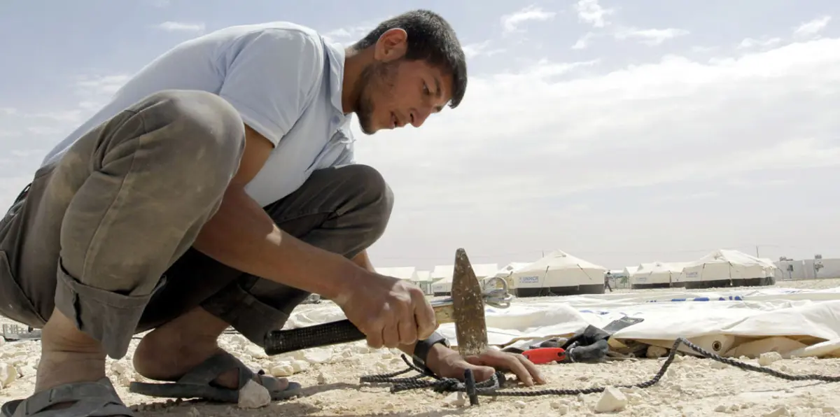 الاتحاد الأوروبي يفتح أسواقه للأردن مقابل توظيف السوريين