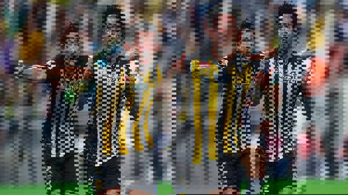 بهدفه في الفتح.. رومارينيو يصبح الهداف التاريخي للاتحاد في الدوري السعودي 