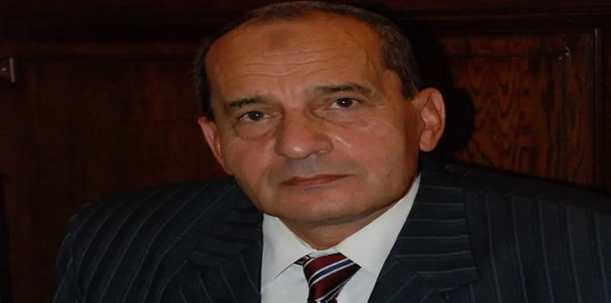 نمر مفترس يهدّد بقاء وزير الزراعة المصري في منصبه