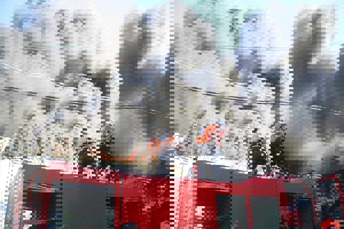 احتفال تحول لفاجعة.. وفاة 21 فلسطينياً على الأقل جراء حريق شمال غزة

