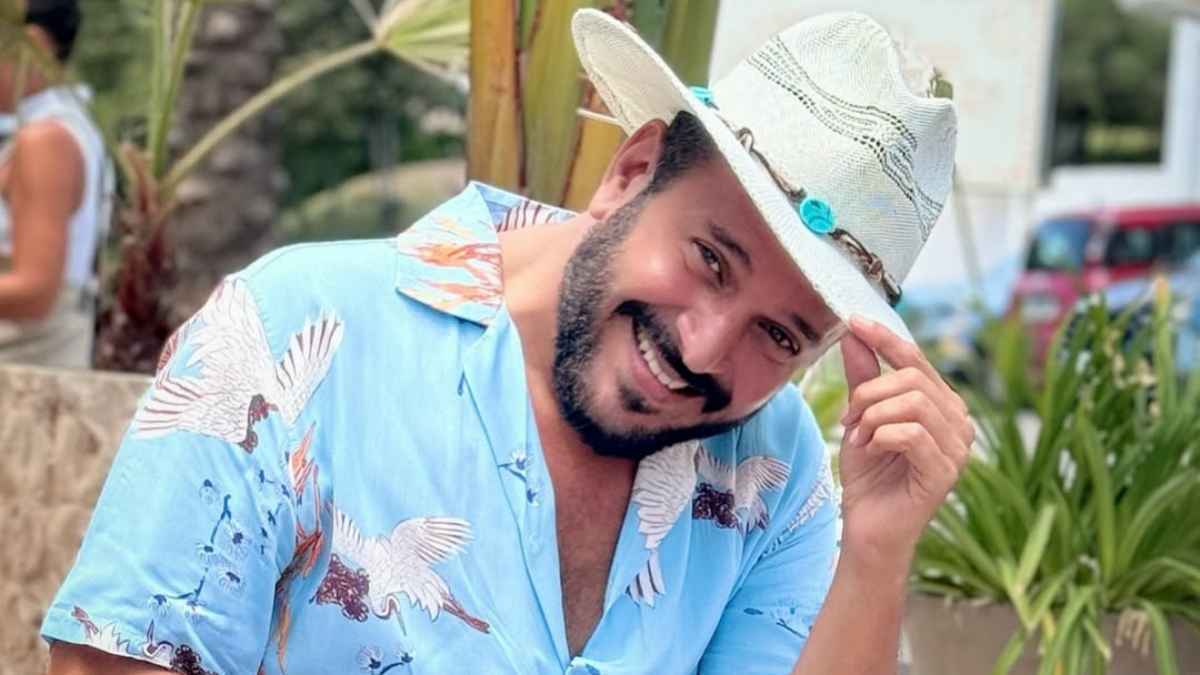 هل تسبب الحزن والقهر في وفاة الإعلامي صبحي عطري؟