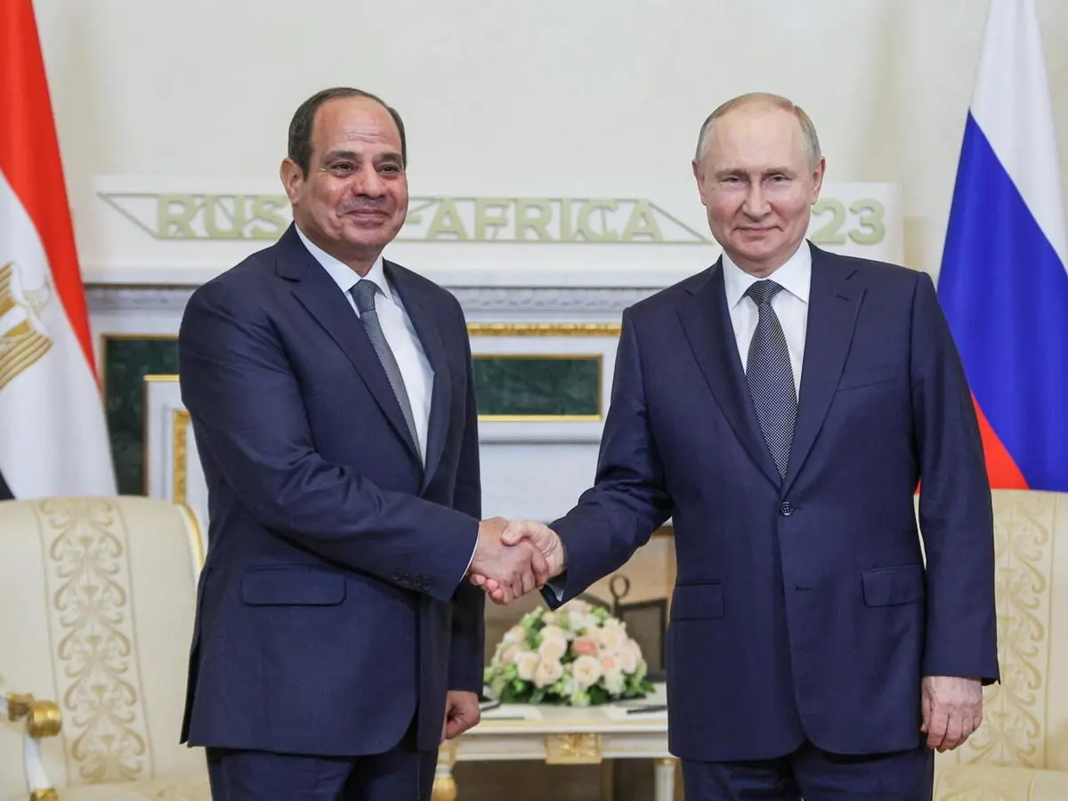 بوتين والسيسي يدشنان وحدة كهرباء في محطة الضبعة (فيديو)