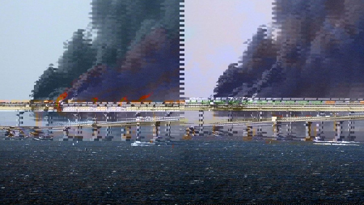 صحف عالمية: تفجير القرم إهانة لبوتين.. ومخاوف أوكرانية من الرد الروسي