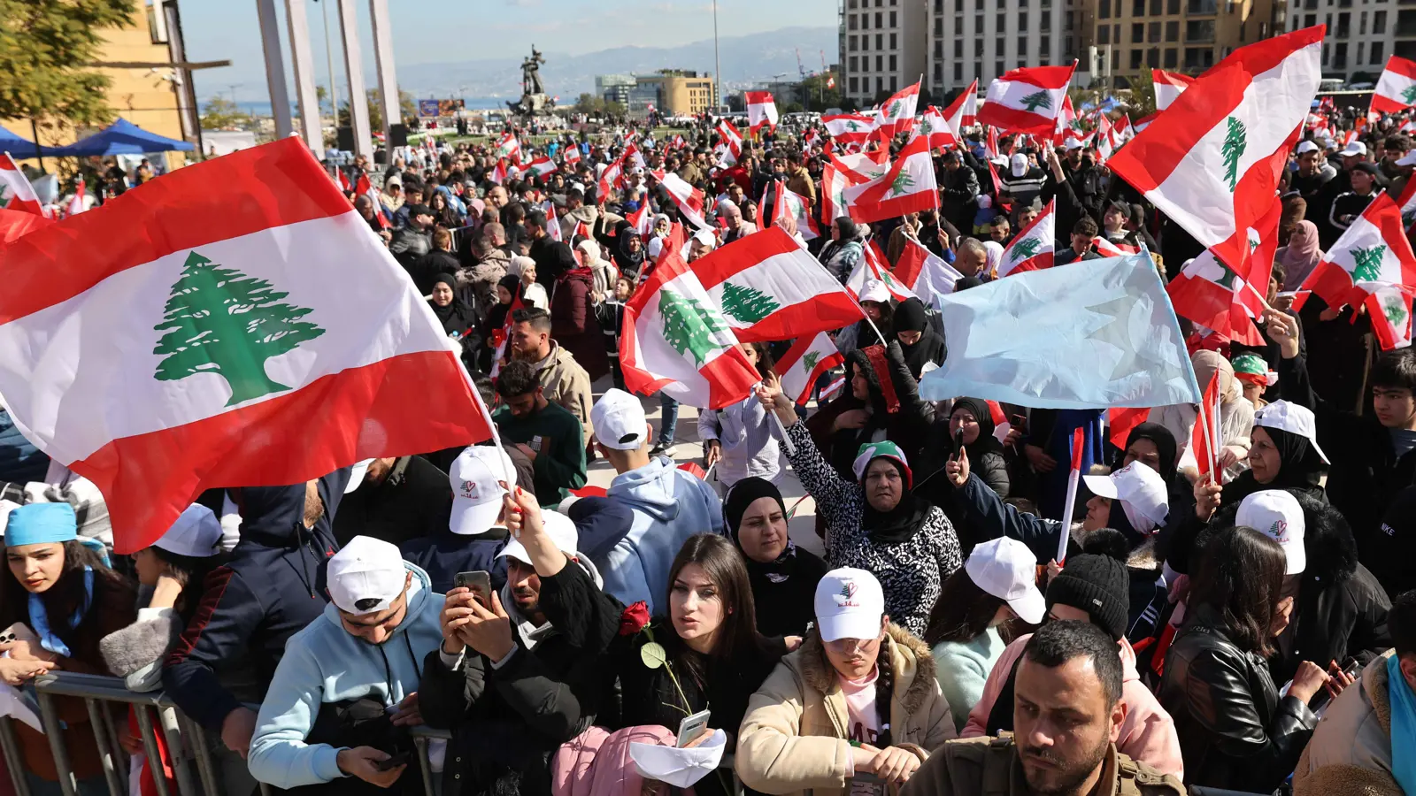 لبنان.. اجتماع لتعديل قانون الجنسية و"الباسبور 2" يتصدر الاقتراحات