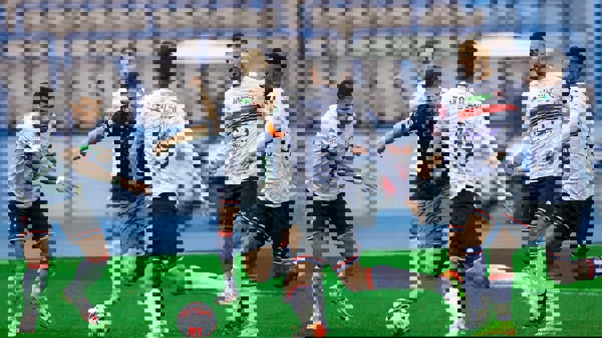 كأس خادم الحرمين الشريفين: نادي الهلال يطيح بالرائد.. وتأهل درامي للاتحاد على حساب الفتح (فيديو)