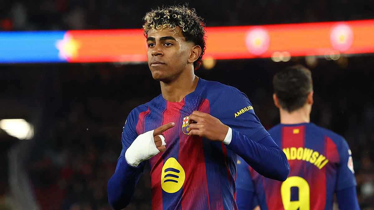 لامين يامال يظهر بالجلباب المغربي احتفالا بشهر رمضان (صورة) 