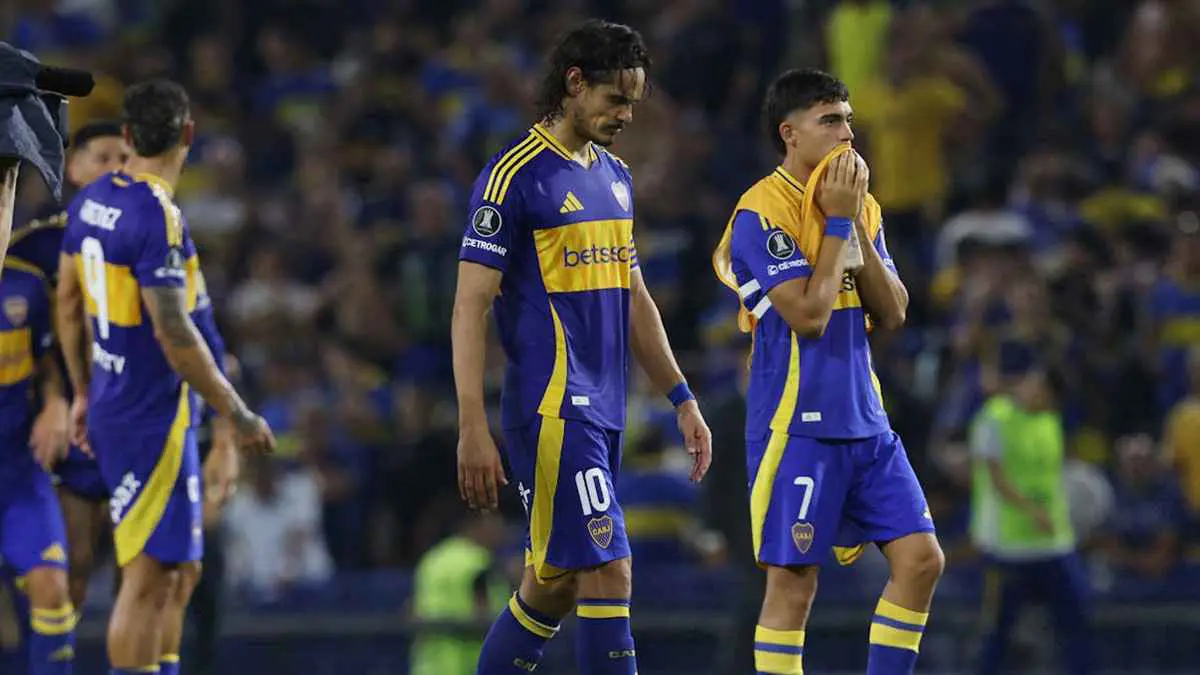 الأسطورة كافاني يتلقى عرضا من الدوري السعودي‎