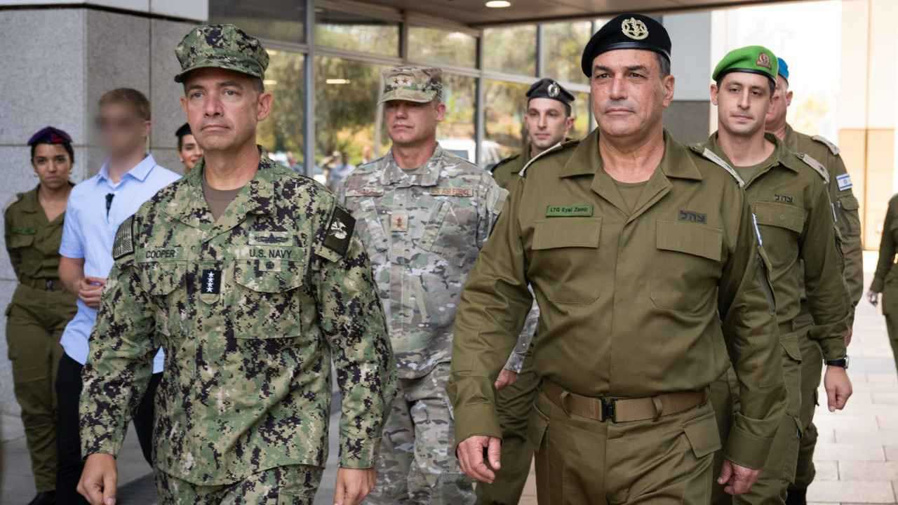 كوبر يشارك زامير في "تقييم الوضع" بغلاف غزة