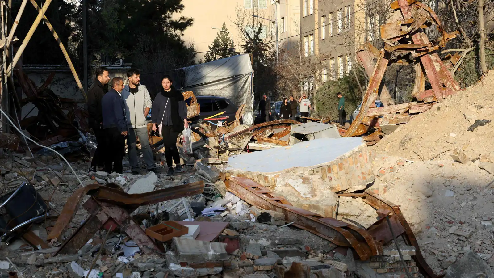 إسرائيل: 800 طلعة بـ16 ألف نوع من الذخائر على إيران