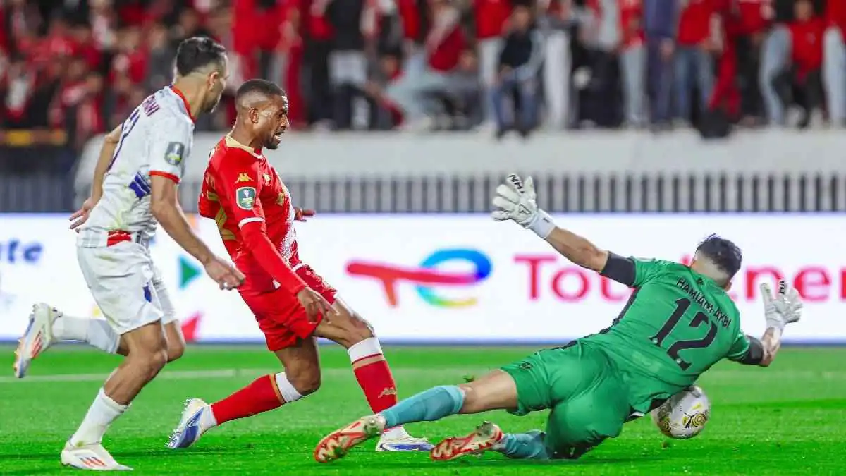 أهداف مباراة الوداد وأولمبيك أسفي في كأس الكونفدرالية الإفريقية (فيديو)