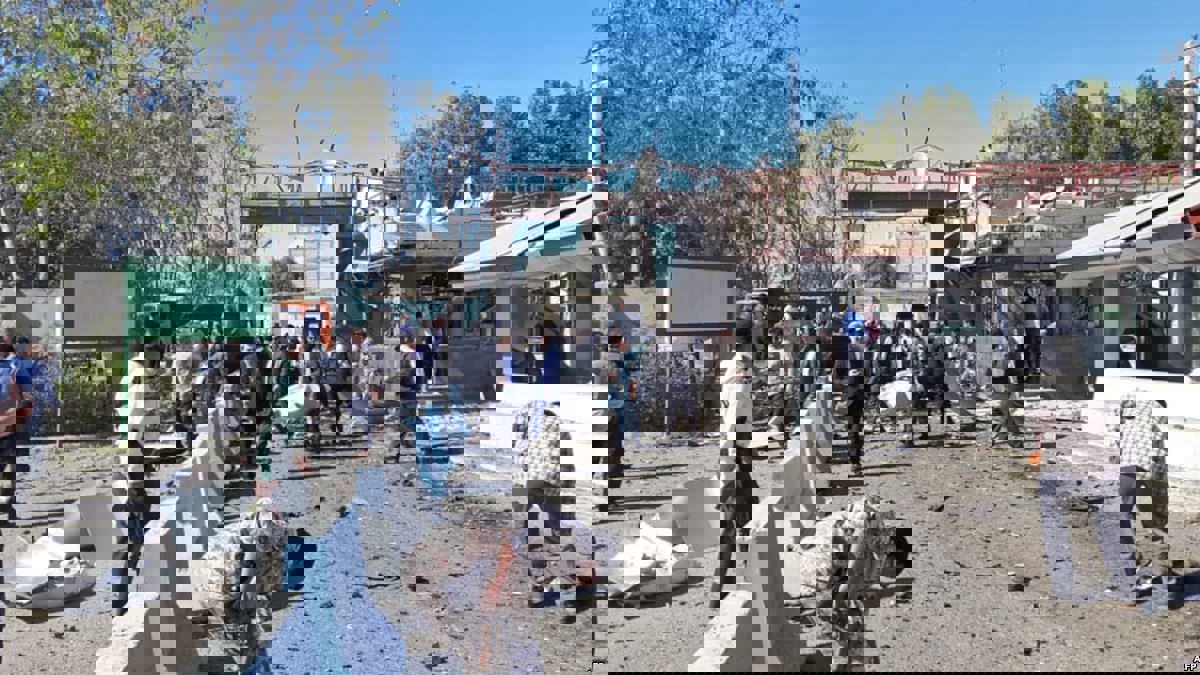 رغم حملات الاعتقال.. "أنصار الفرقان" تكشف هوية منفذ الهجوم على قوات الأمن الإيرانية (صورة)