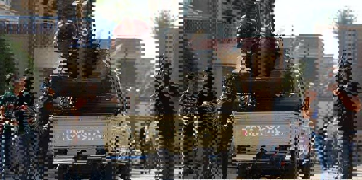 ليبيا.. مليشيات تقتحم مقر حكومة الإنقاذ بطرابلس وتختطف وزير التخطيط