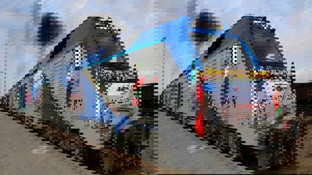 متسللون يخترقون شبكة السكك الحديدية الإيرانية ويعطلون الخدمات