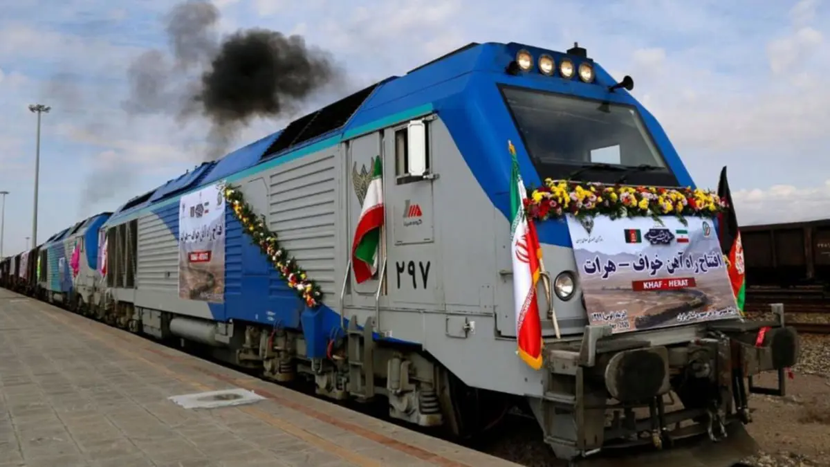 متسللون يخترقون شبكة السكك الحديدية الإيرانية ويعطلون الخدمات