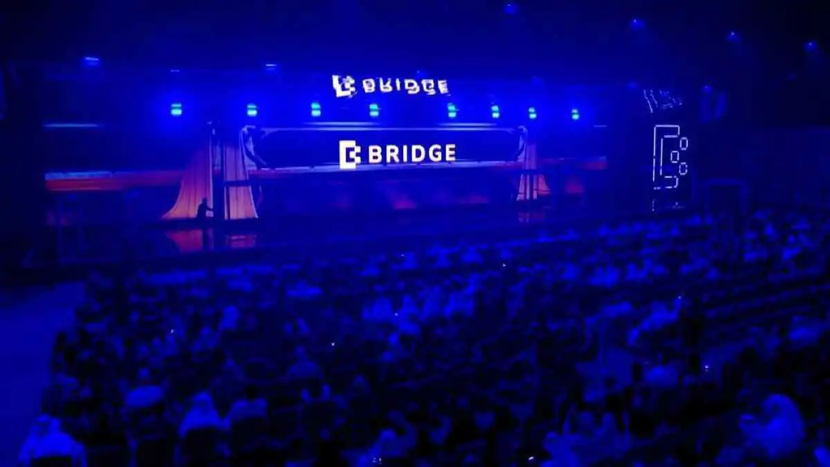 إعلاميون وخبراء لـ"إرم نيوز": أبوظبي تحتضن مستقبل الإعلام والإبداع في"قمة بريدج"