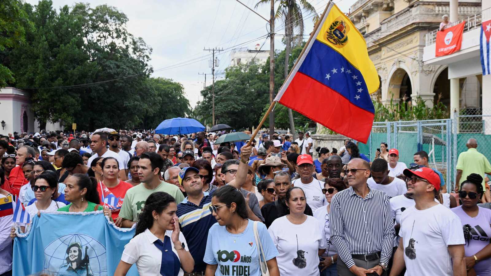 الحصار الأمريكي على نفط فنزويلا يضع كوبا أمام "شبح الانهيار"