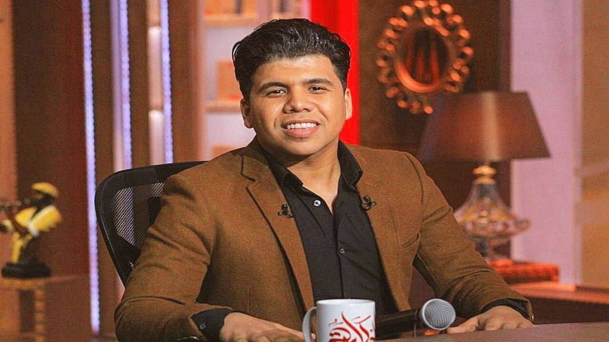 النيابة العامة المصرية تأمر بضبط 4 فنانين شعبيين بينهم عمر كمال