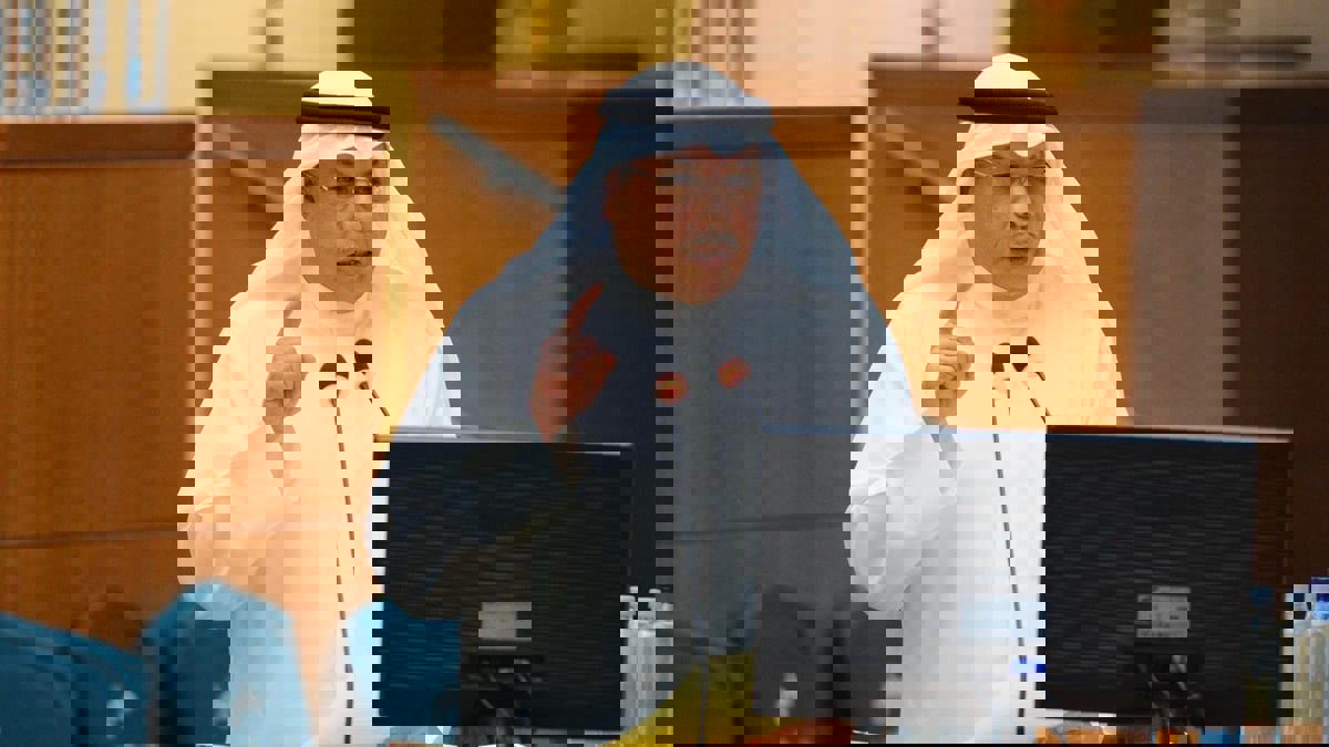 نقل وزير الداخلية الكويتي السابق من السجن إلى المستشفى إثر نوبة قلبية