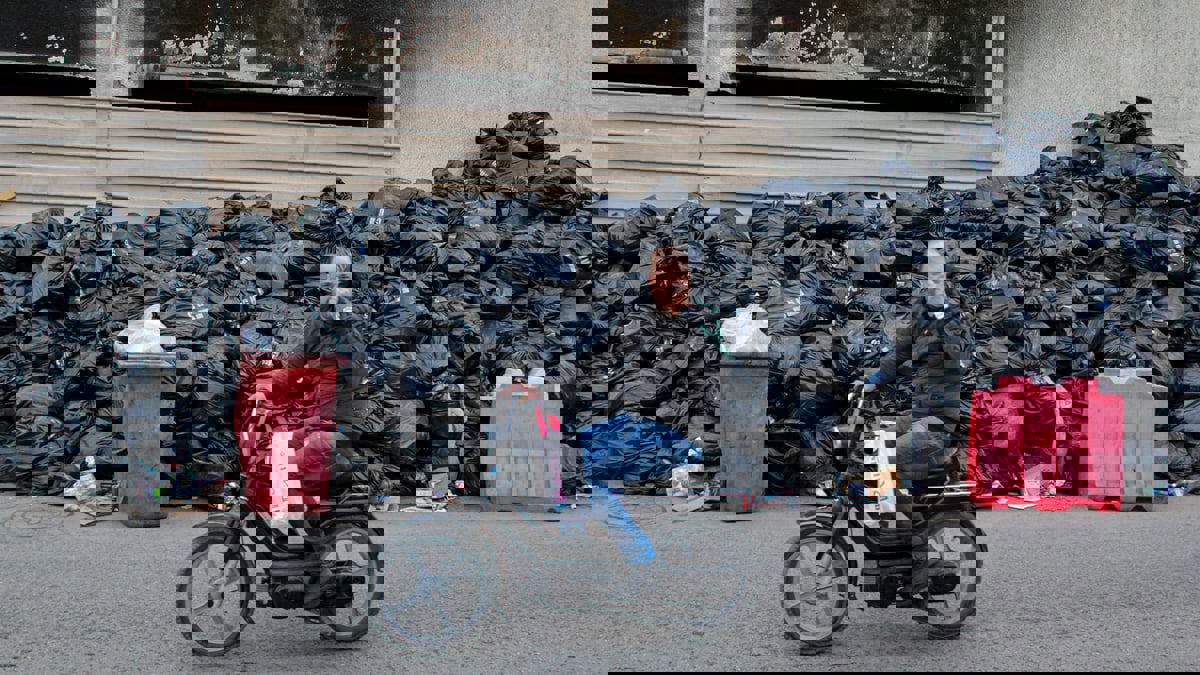 رائحة النفايات تخنق مدينة صفاقس قلب تونس الصناعي