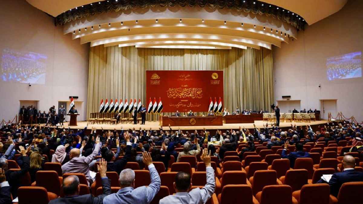 تحول نسبي في النفوذ.. 100 مقعد برلماني عراقي تحت مظلة المحور الإيراني
