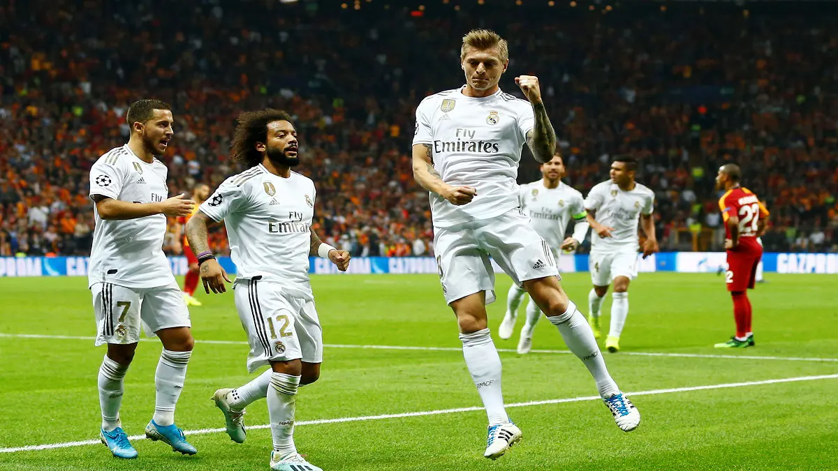 توني كروس يقود ريال مدريد لتحقيق فوزه الأول بدوري أبطال أوروبا على غالاتا سراي (فيديو)