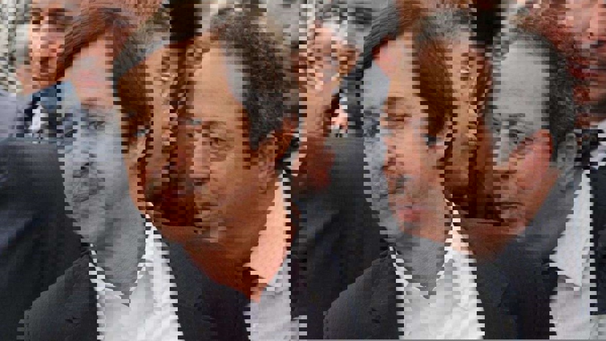 الجزائر.. اعتقال شقيق بوتفليقة وقائدي المخابرات العسكرية السابقين‎