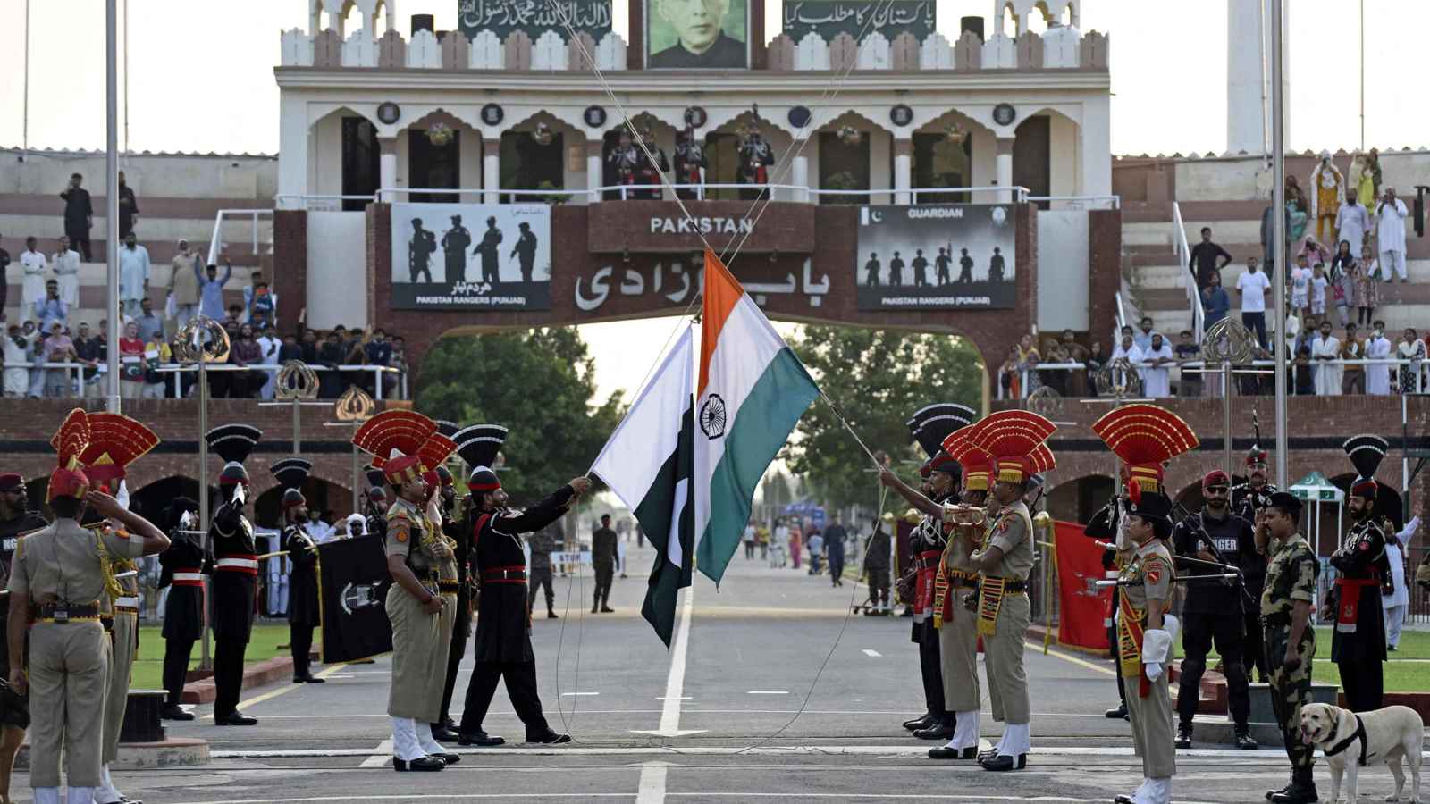 بعد صمود الهدنة.. الهند وباكستان تبحثان الخطوات القادمة