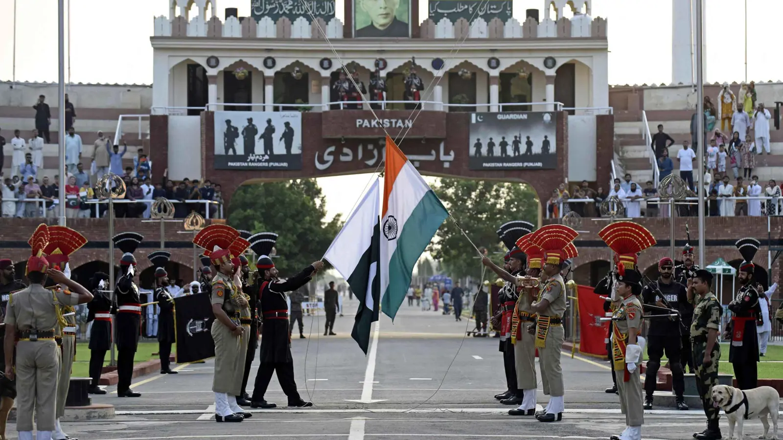 بعد صمود الهدنة.. الهند وباكستان تبحثان الخطوات القادمة