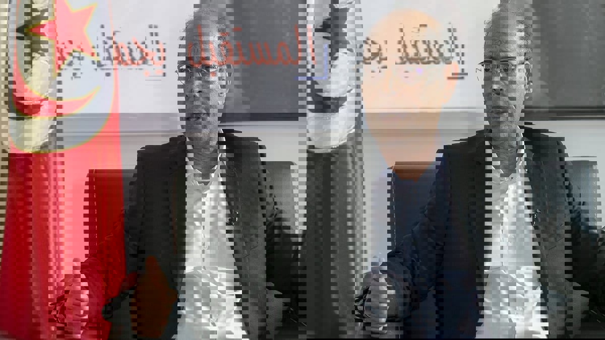 قضية تسليم البغدادي المحمودي "تجر" مسؤولين كبارًا سابقين للقضاء التونسي