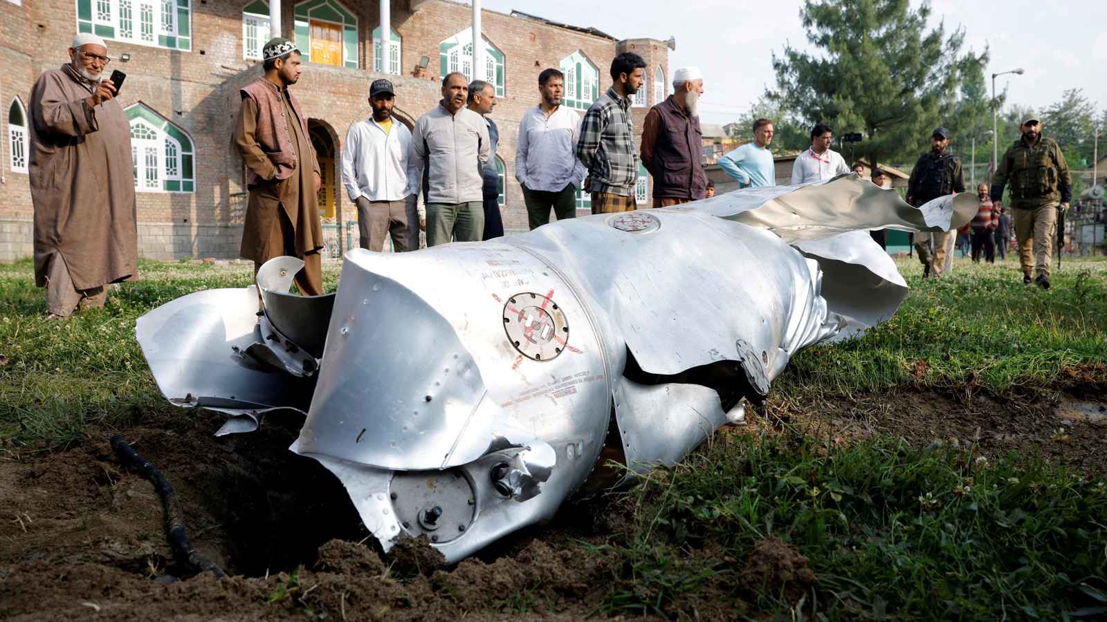 باكستان: الضربات الهندية ألحقت أضرارا بسد في كشمير