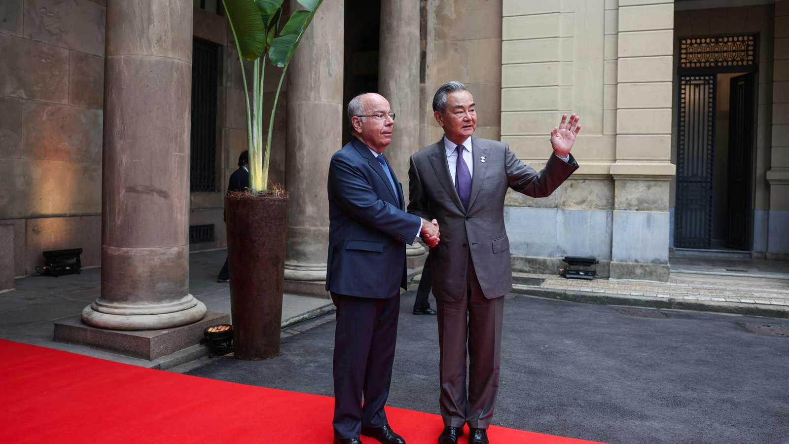 حلف جديد يتشكّل.. الصين والبرازيل تتحدان لمواجهة "التنمر الأمريكي"