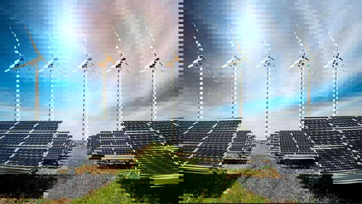 الذكاء الاصطناعي يحول الطاقة الشمسية إلى مصدر موثوق للطاقة