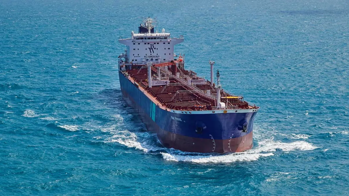 الولايات المتحدة تبيع شحنة نفط إيرانية صادرتها بموجب العقوبات