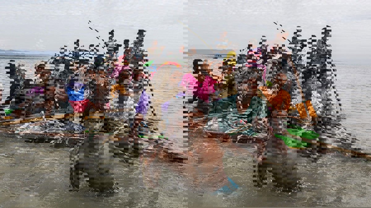 انتشال جثث 24 شخصا من مسلمي الروهينغا ماتوا جوعا في عرض البحر