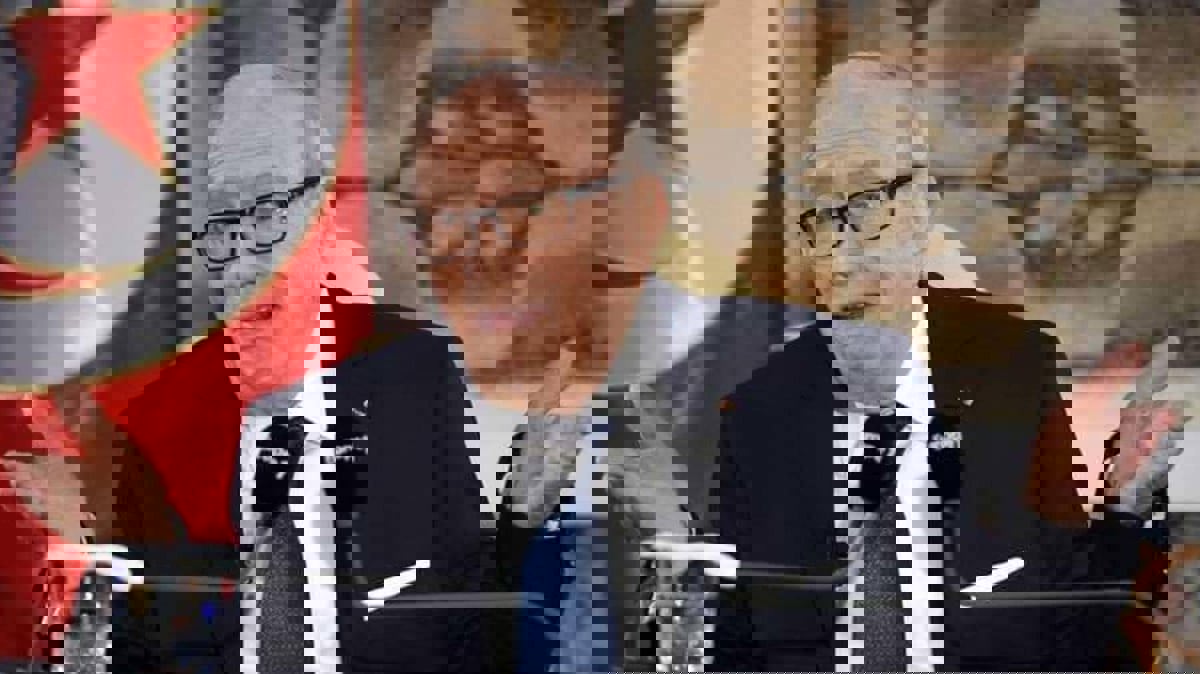 تونس.. تعديل قانون الانتخابات يُربك "الهيئة العليا" و "الحسم" بيد السبسي