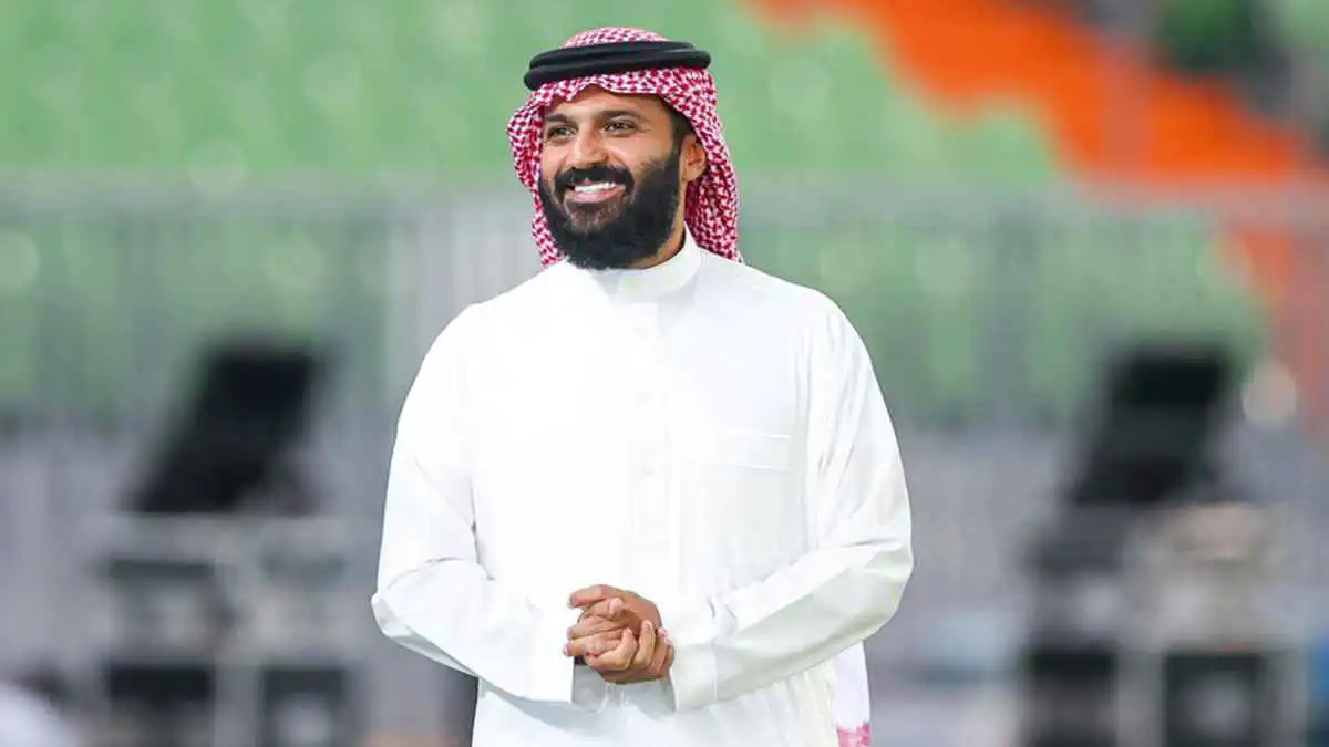 أنمار الحائلي ينسحب من انتخابات الاتحاد السعودي ويوجه رسالة إلى بنزيما