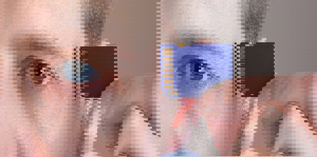 في 2030.. هل سيتحول مخ الإنسان إلى "فلاشة" تضاف لها البيانات؟