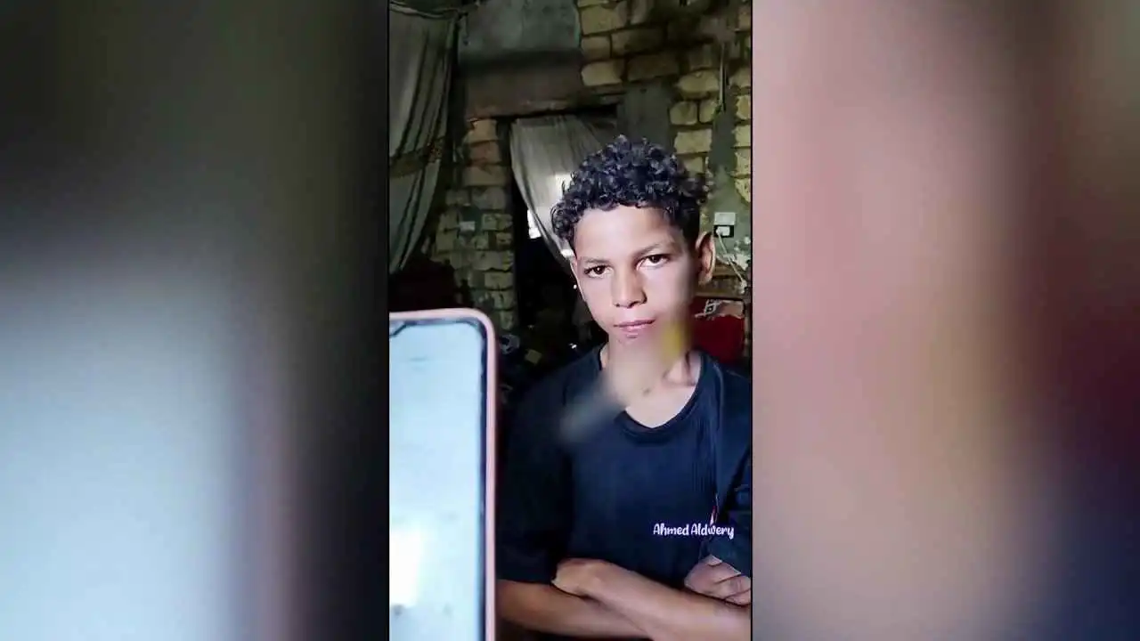 لظروفه الصعبة.. مطالب بإنقاذ "العبقري الصغير" في مصر (فيديو)