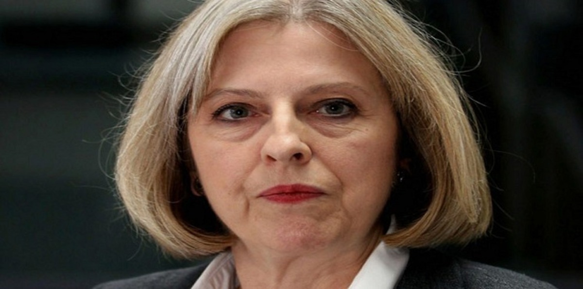 رئيسة وزراء بريطانيا تبحث الخروج من الاتحاد الأوروبي خلال زيارة لاسكتلندا