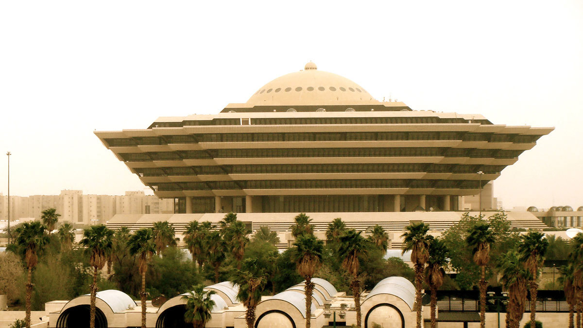 إعدام "معمر القذافي" في السعودية