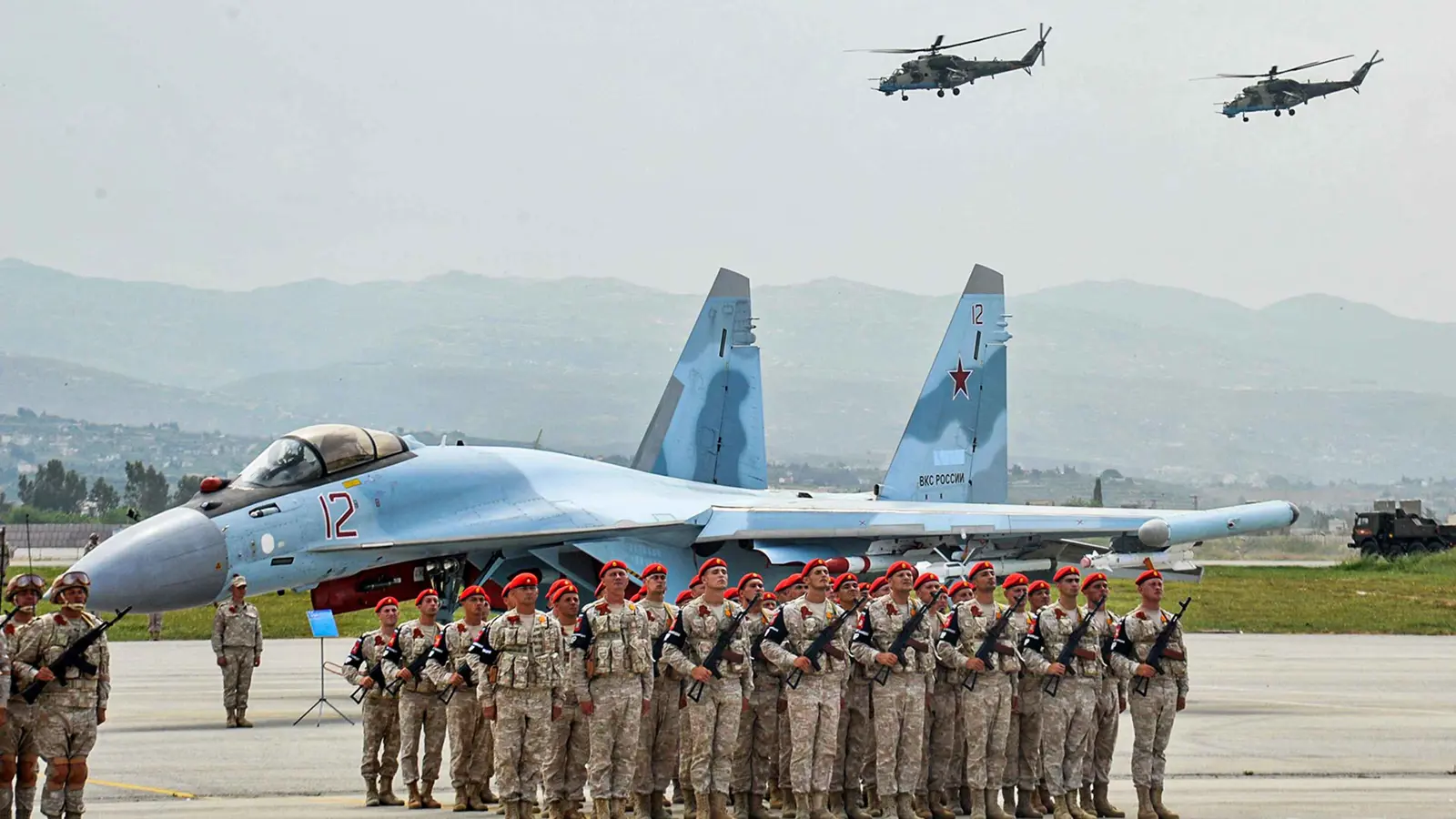 مقابل إبقاء قواعدها.. روسيا "تغري" دمشق بالمساعدة في الإعمار