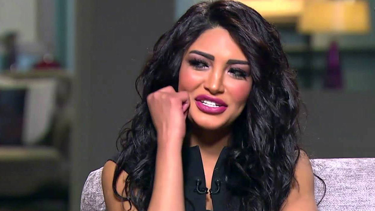 الإعلامية سالي عبدالسلام تكشف تفاصيل احتجازها في مطار بيروت‎ 