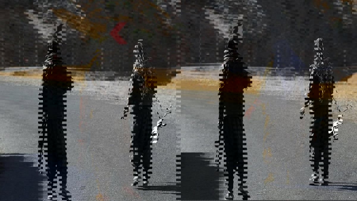 خبراء عراقيون: العجز الحكومي يعزز نفوذ "العمال الكردستاني" في سنجار