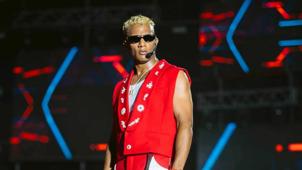 بصحبة عمدة نيويورك.. محمد رمضان يعود إلى "جذوره الفرعونية" (صور)