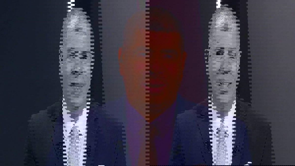 أحمد شوبير يرد على اتهامات علاء صادق لقناة أون تايم سبورتس (فيديو)