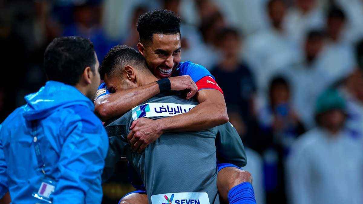 تعليق مثير من طلال آل الشيخ بعد نفي تصريحه حول الدوسري والفرج