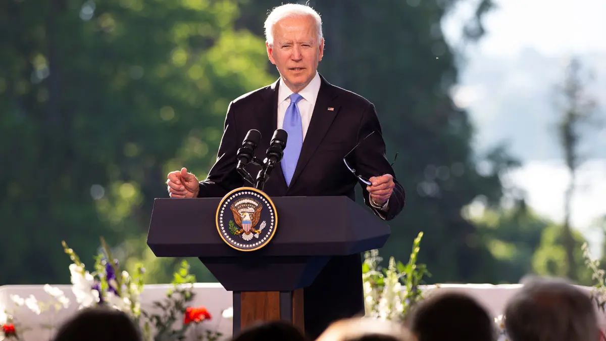 بايدن يوبخ صحفية بسبب بوتين .. ويعتذر لاحقًا (فيديو)